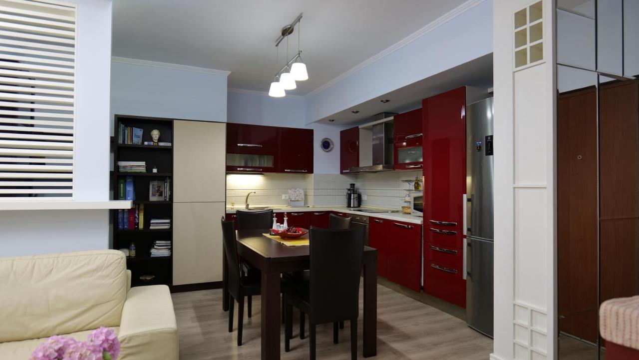 Top Location Kristi Apartments 05 تيرانا المظهر الخارجي الصورة