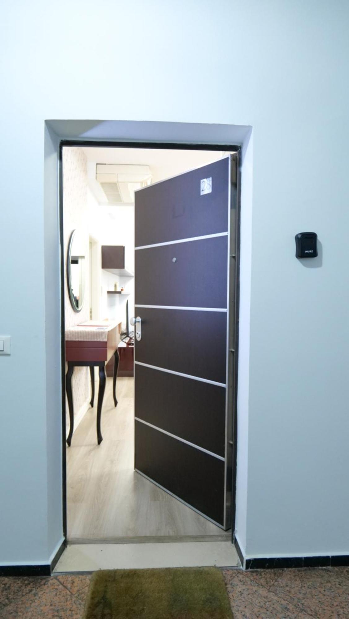 Top Location Kristi Apartments 05 تيرانا المظهر الخارجي الصورة